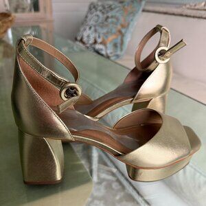 💋 BERNARDO "RALEIGH" METALLIC PLATFORM CHAMPAGNE 7.5M +VIVIAN LOU INSOLES